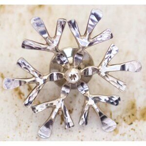 Vintage Intricate Snowflake Sterling Silver Pin - B19